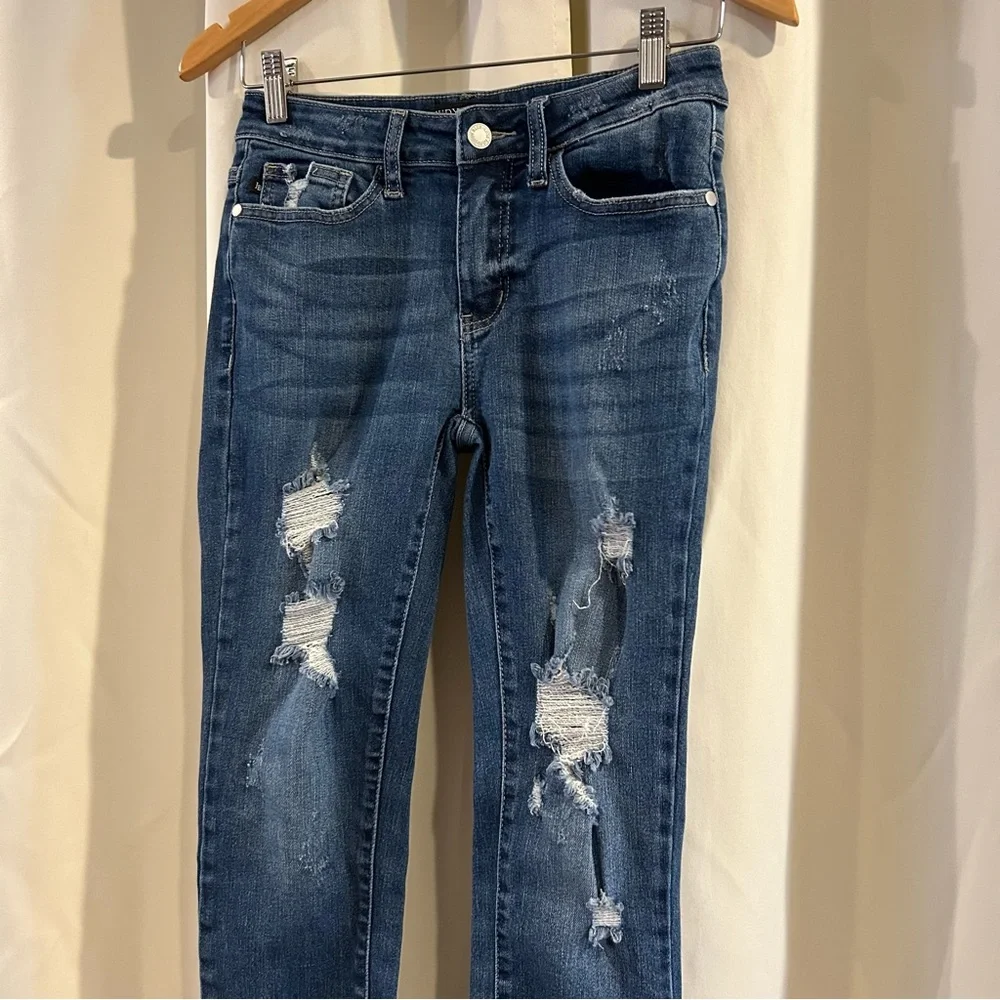Judy Blue Jeans Womens 3/26 Skinny Fit Blue Denim Distressed Raw‎ Hem